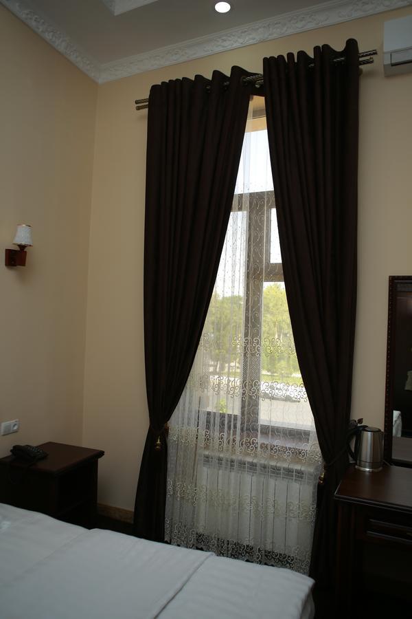 Boulevard Palace Hotel Samarkand Exterior photo