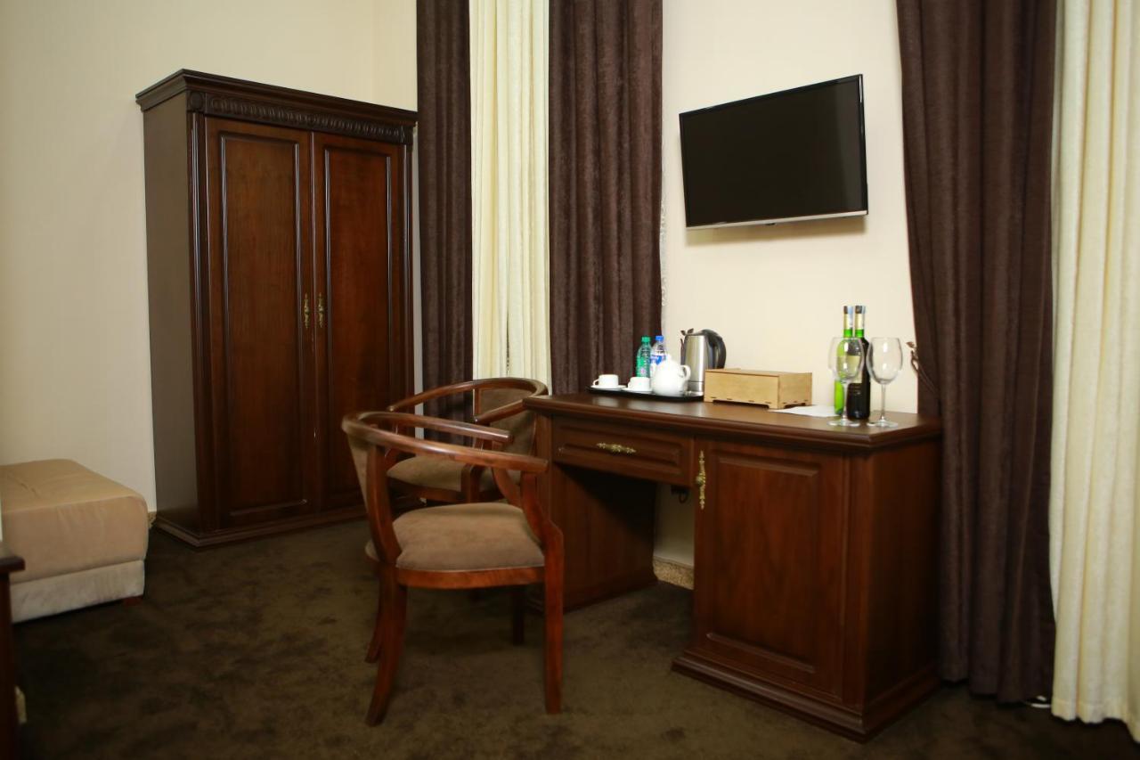 Boulevard Palace Hotel Samarkand Exterior photo